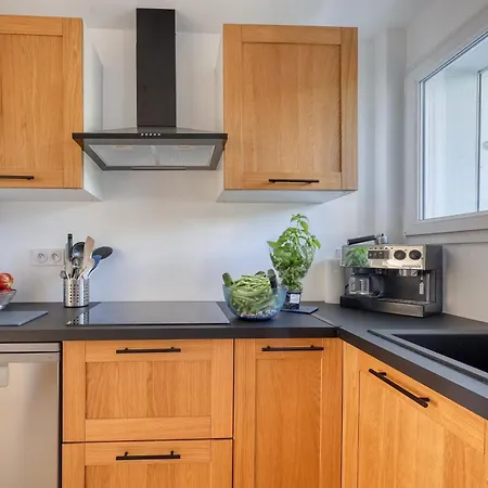 Cap Sanary - Appt Climatise 200 M De La